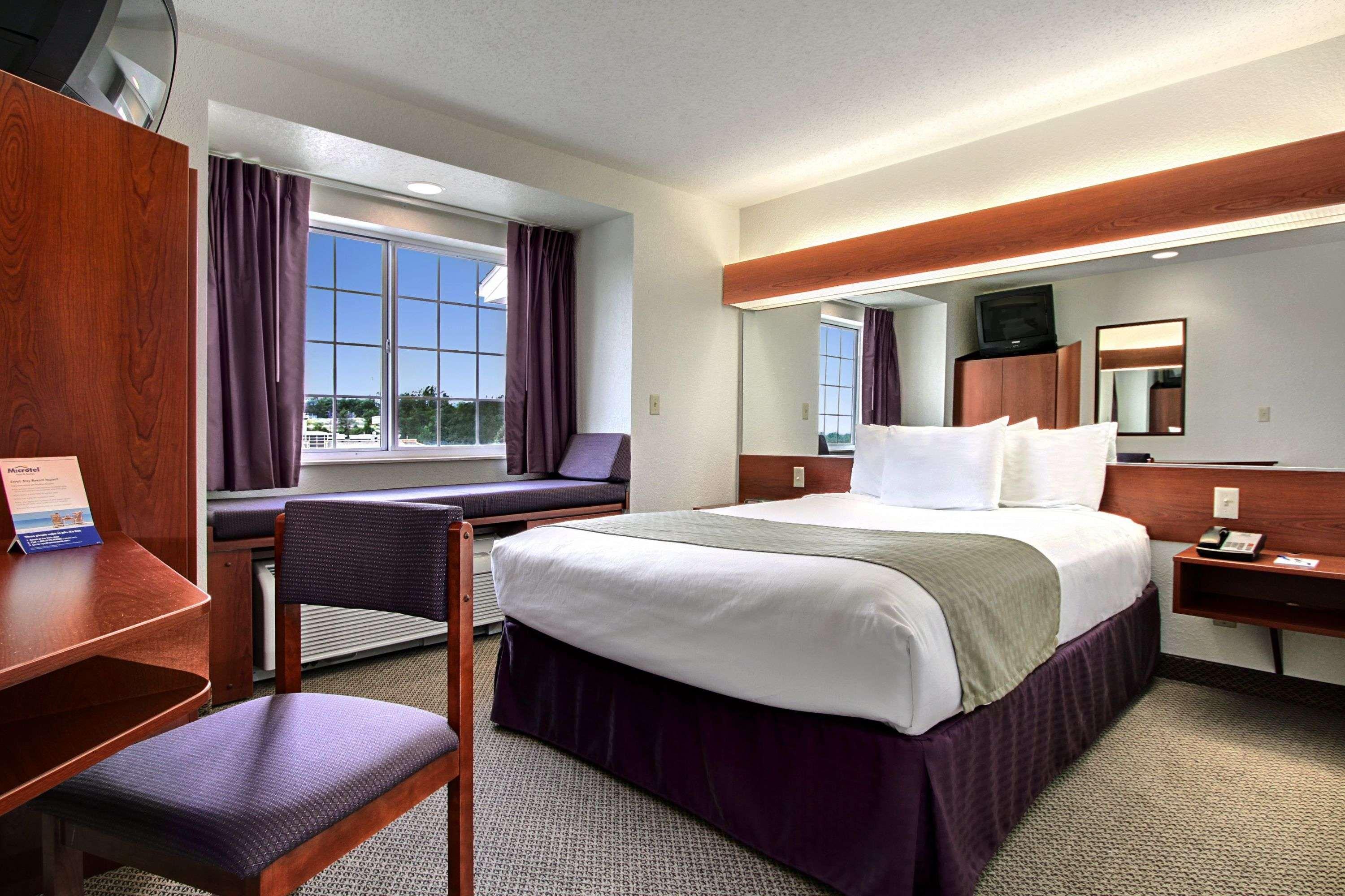 Microtel Inn & Suites By Wyndham Bridgeport Zewnętrze zdjęcie
